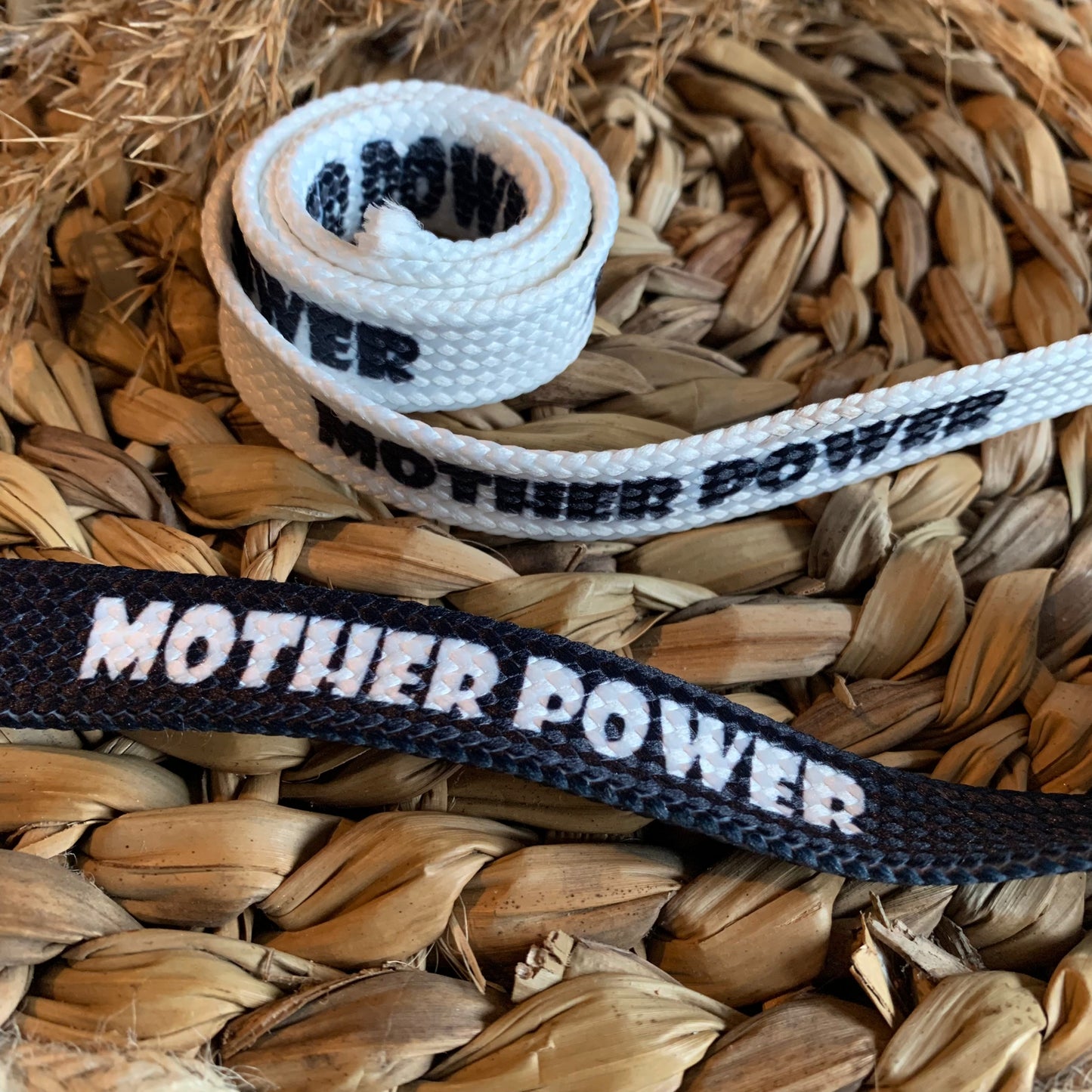 Bedruckte Kordel mit "Mother Power“