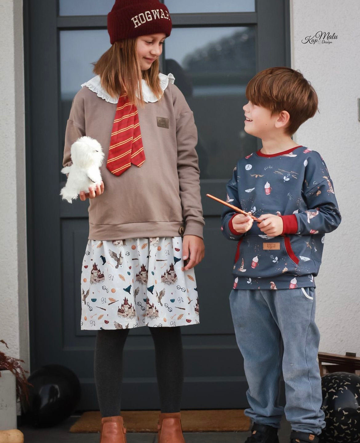 Magische Schule Grau