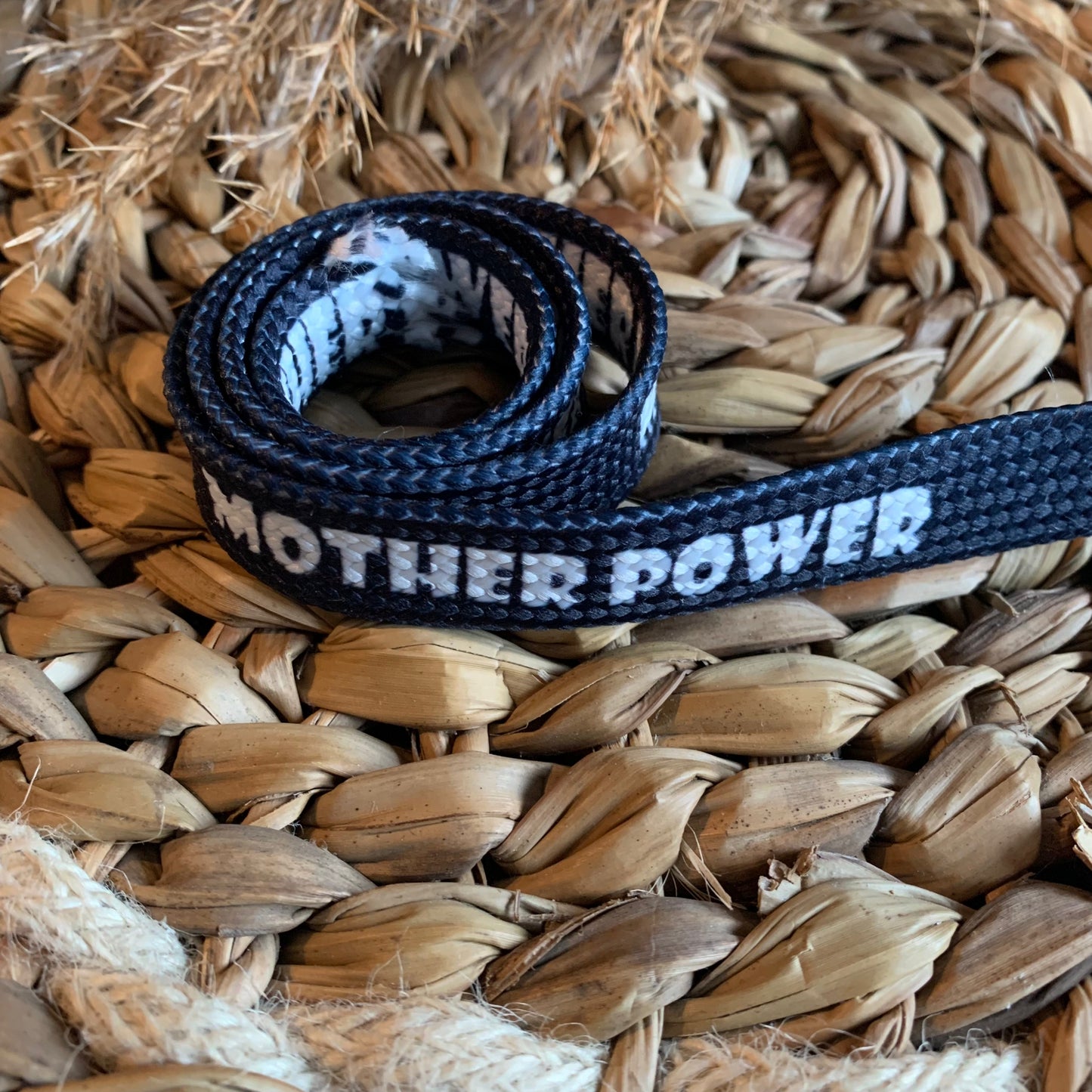 Bedruckte Kordel mit "Mother Power“