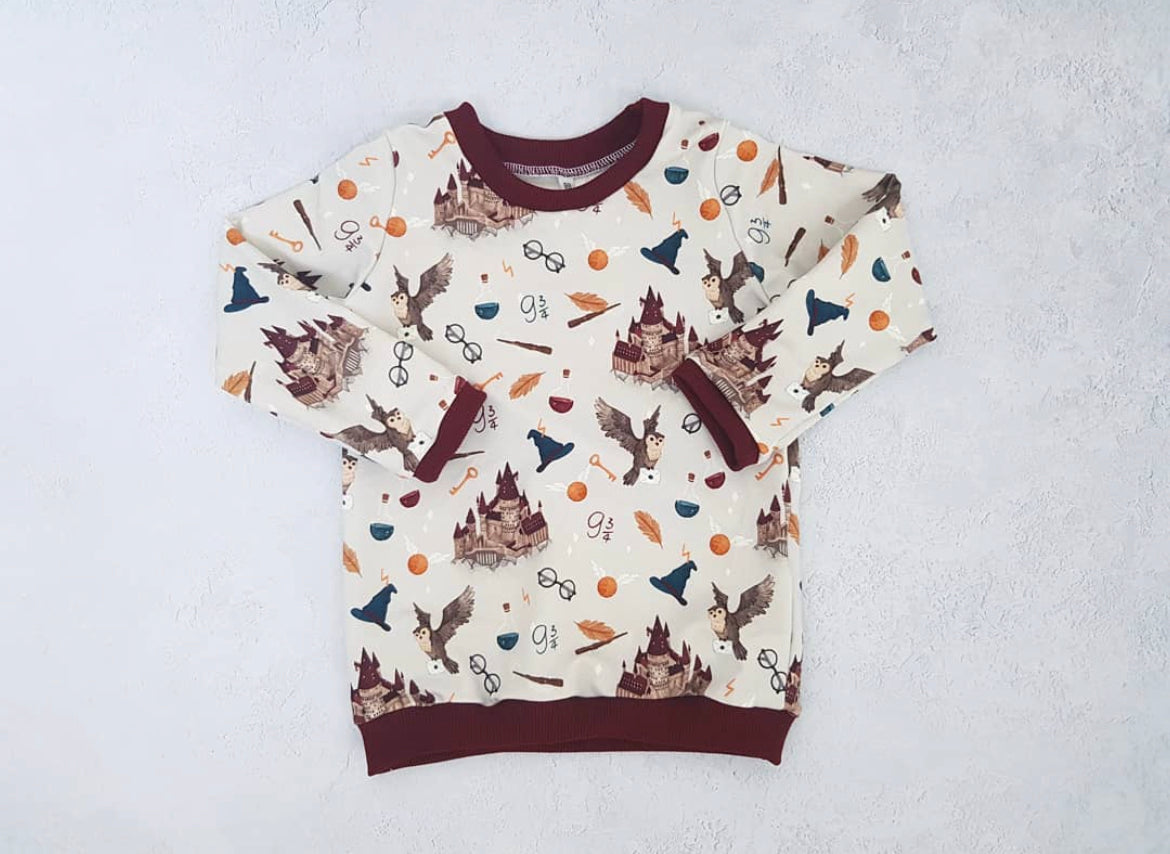 Magische Schule Grau