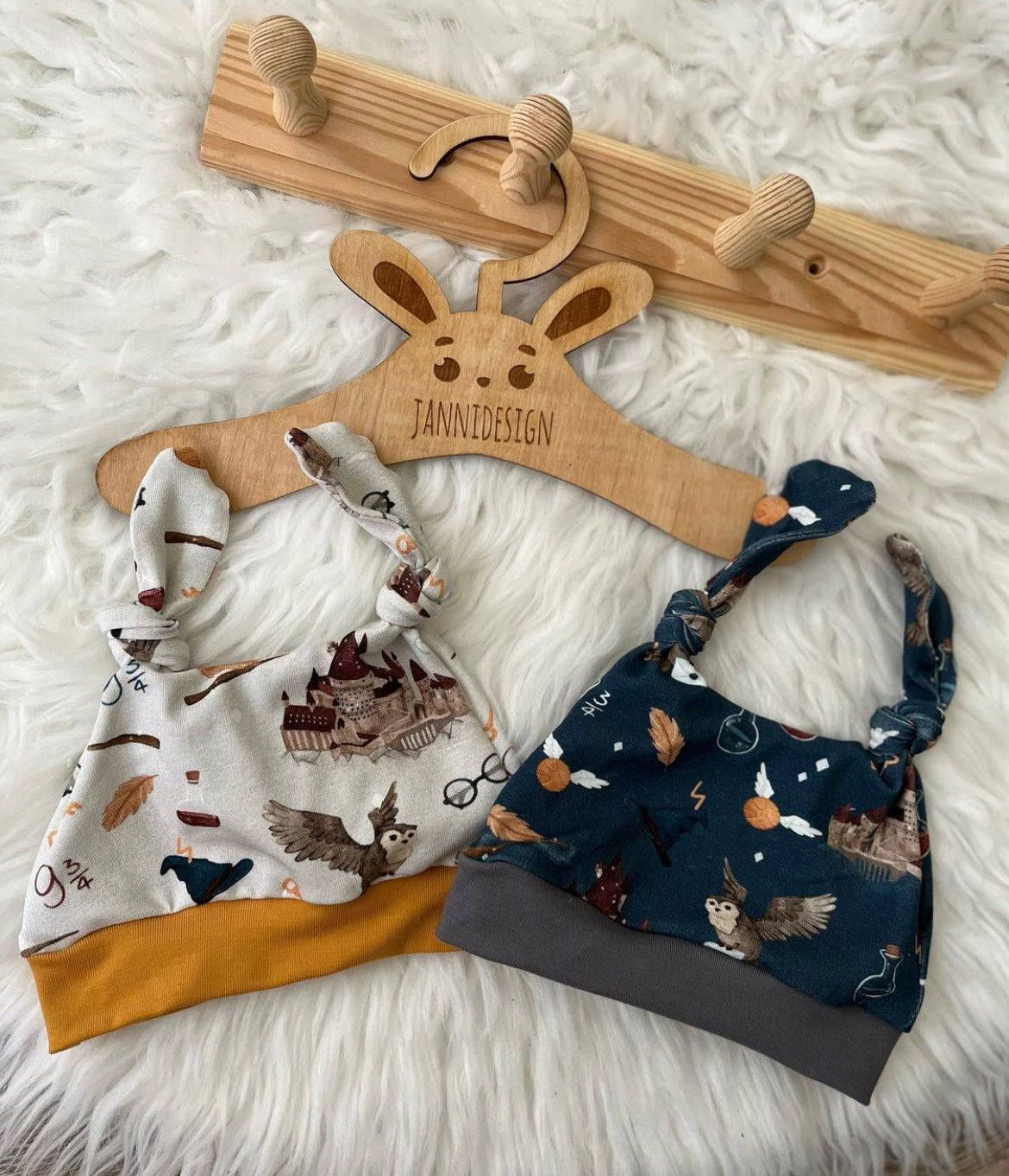 Magische Schule Grau