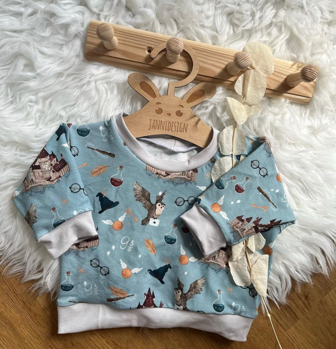 Magische Schule Hellblau