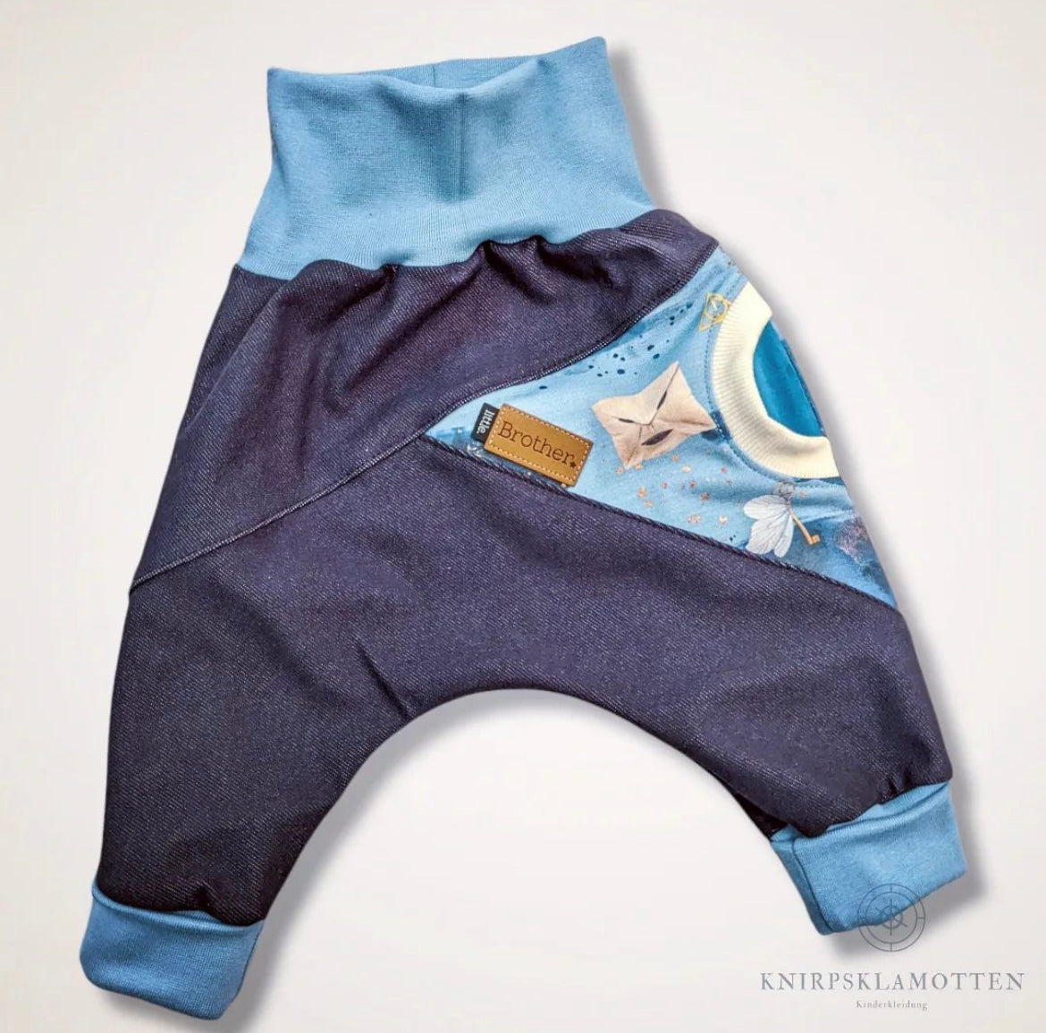 Magische Briefe Blau