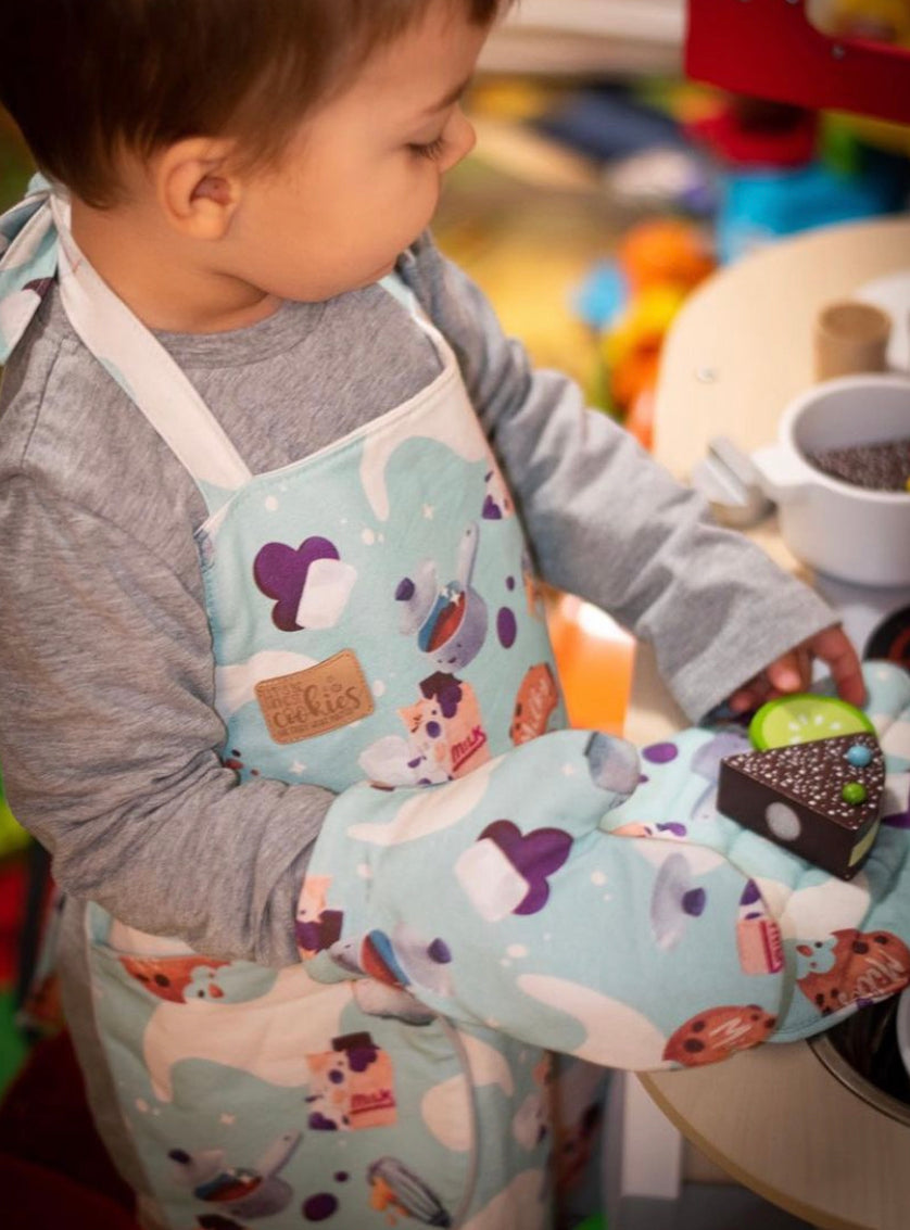 Milk and Cookie Green