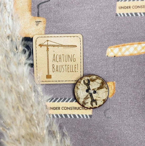 Kunstleder Patch mit Achtung Baustelle