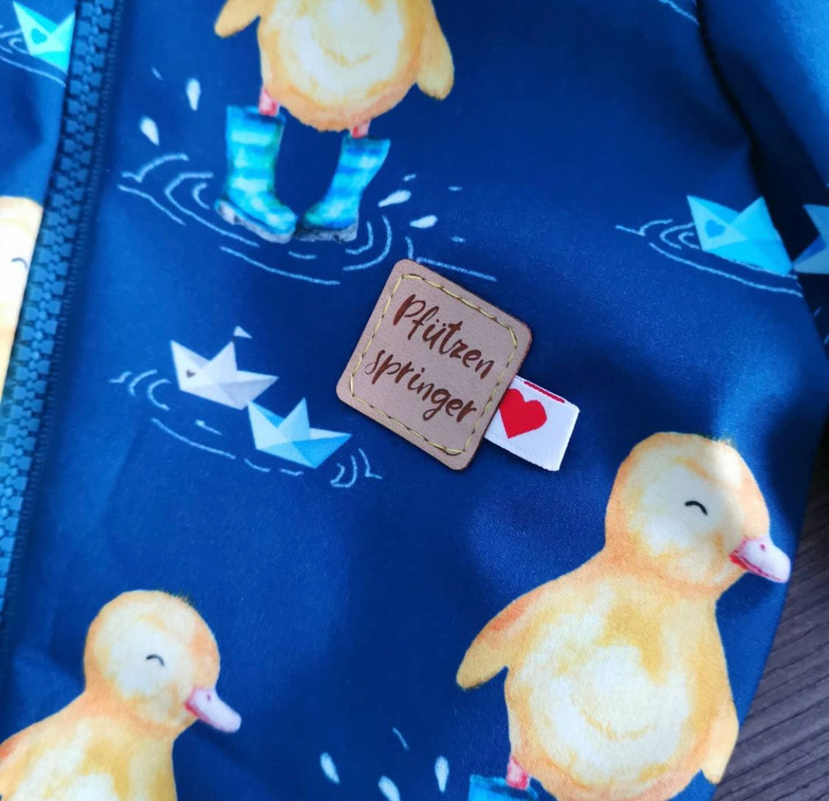 Kunstleder Patch mit Pfützenspringer